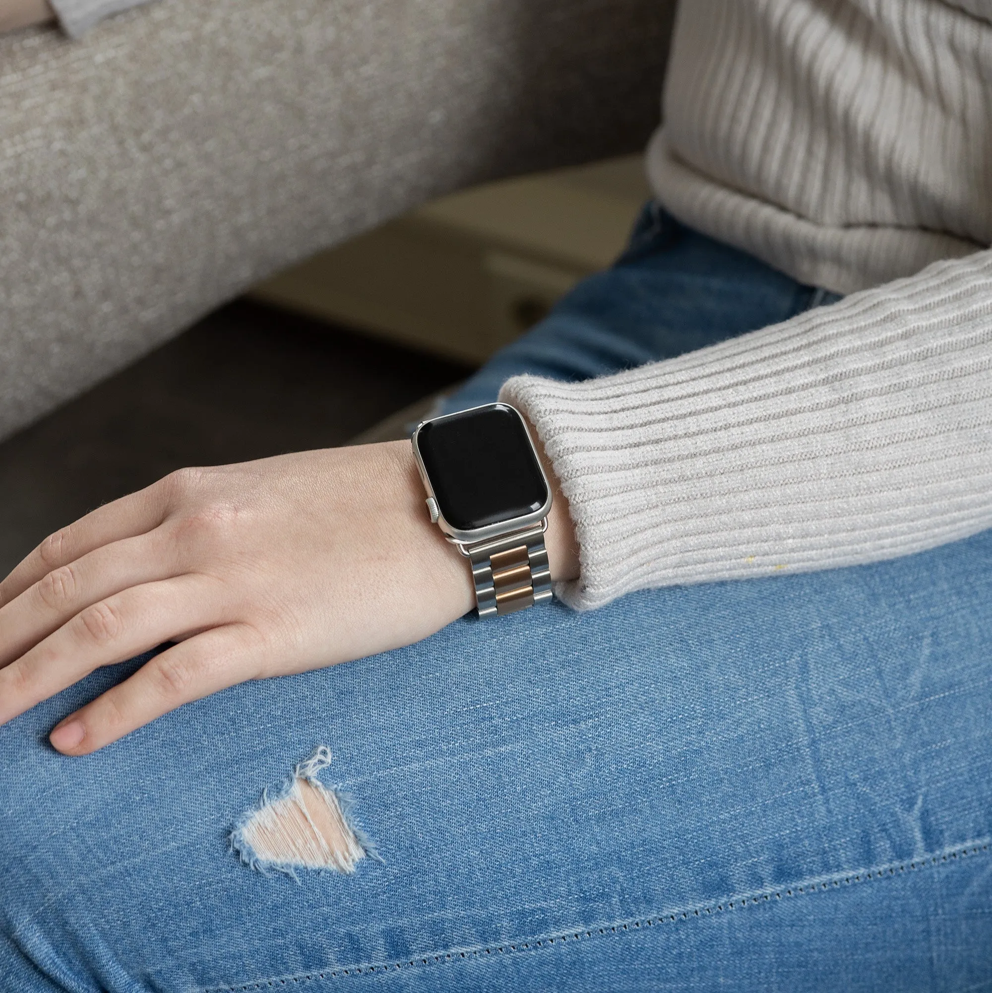 #1 Best Seller: Apple Watch Steel Strap (Silver/Rose Gold)  Limited Stock!