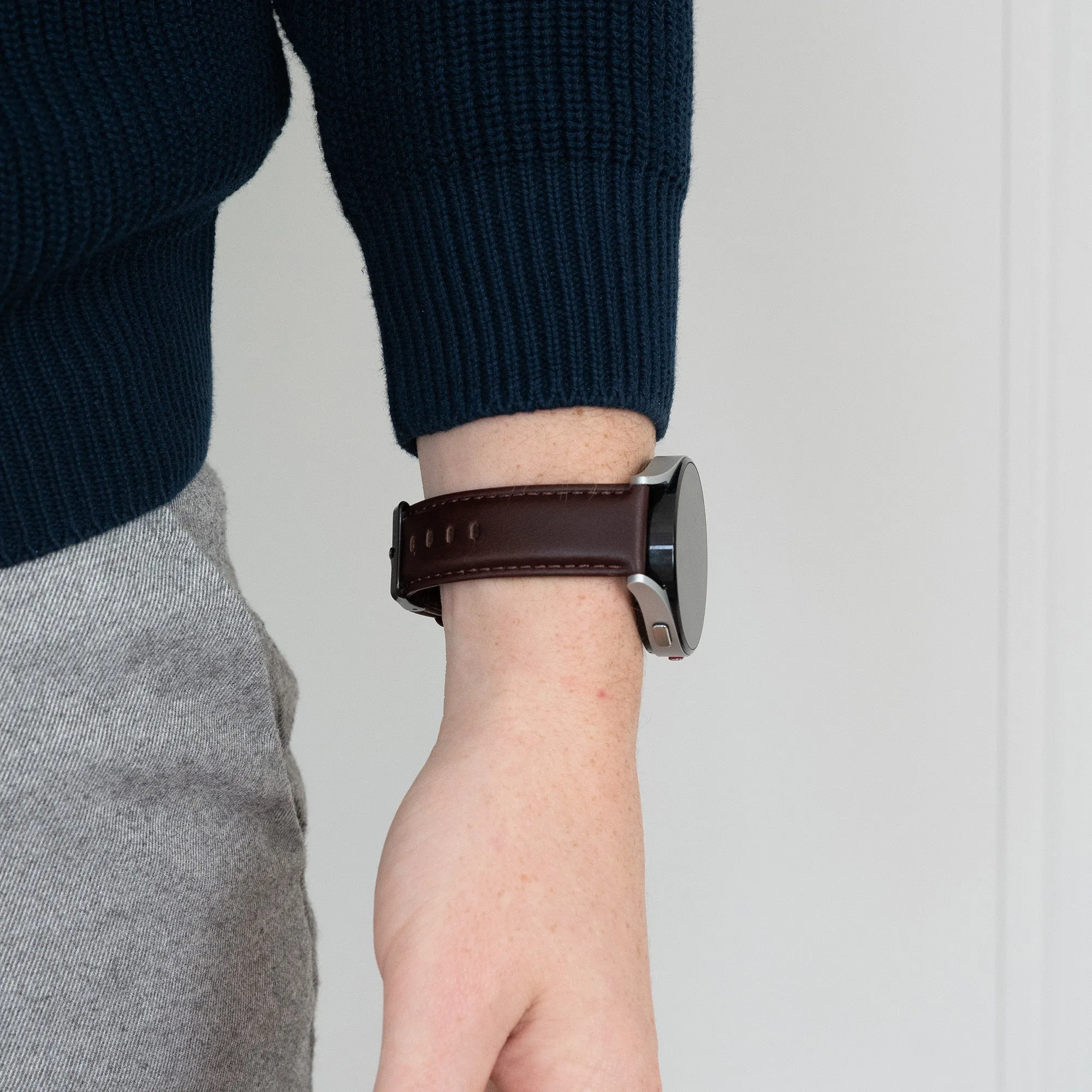 #1 Best Seller: Bandz Huawei Watch 4 (Pro) Leather Strap 'Classic' (Dark Brown)  Stylish & Comfortable