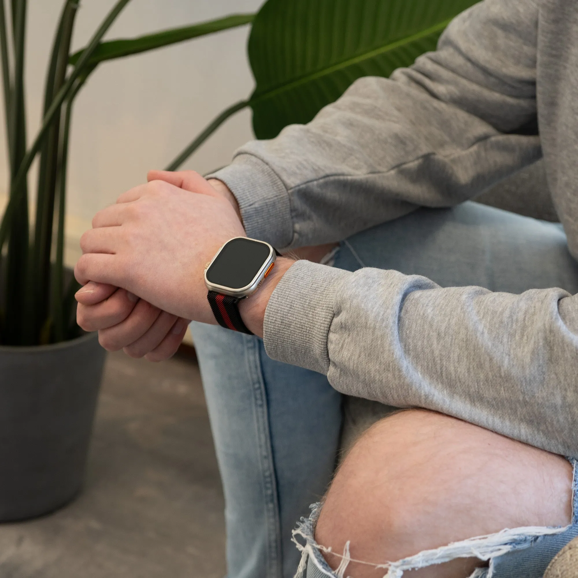 Affordable Luxury Apple Watch Milanese Strap (Black/Red)  Today Only!