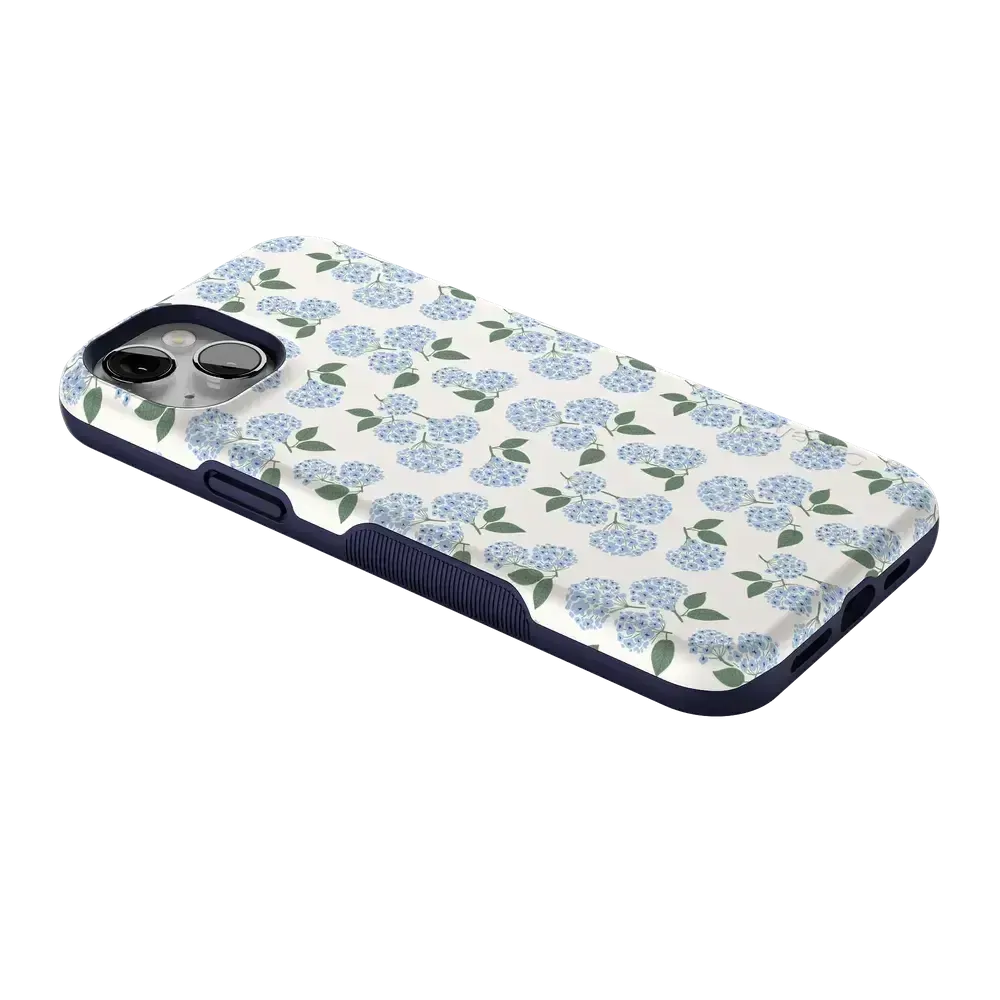 Affordable Luxury Nantucket Cottage | Blue Hydrangea Case  Ends Soon!