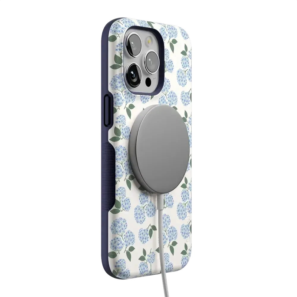Affordable Luxury Nantucket Cottage | Blue Hydrangea Case  Ends Soon!