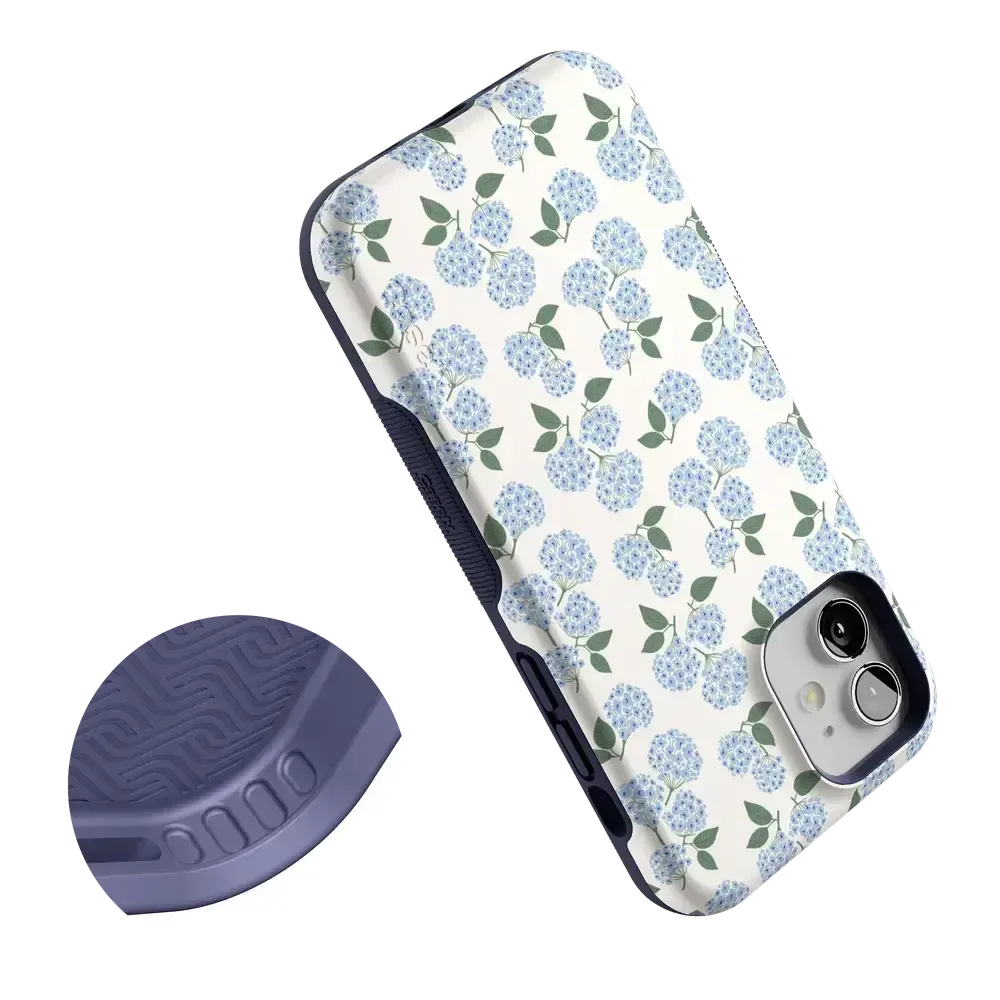 Affordable Luxury Nantucket Cottage | Blue Hydrangea Case  Ends Soon!