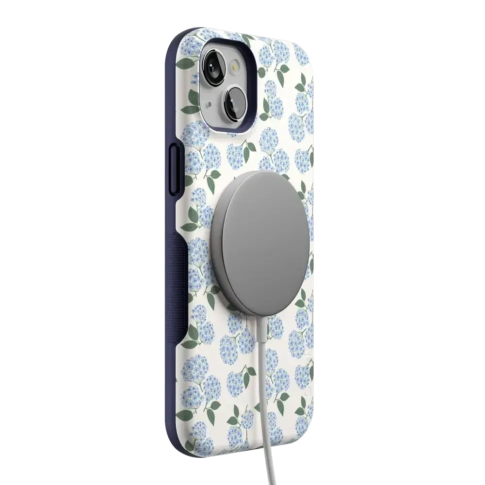 Affordable Luxury Nantucket Cottage | Blue Hydrangea Case  Ends Soon!