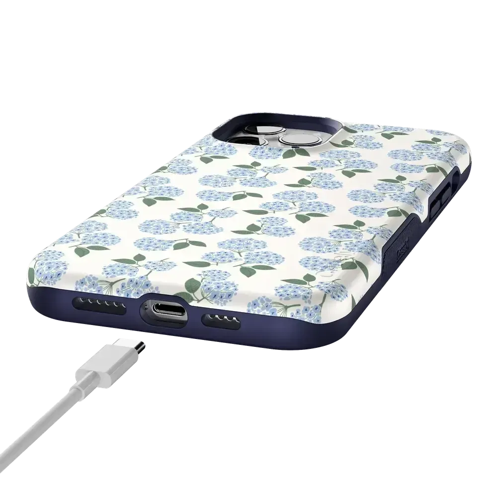 Affordable Luxury Nantucket Cottage | Blue Hydrangea Case  Ends Soon!