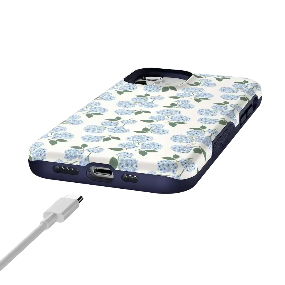 Affordable Luxury Nantucket Cottage | Blue Hydrangea Case  Ends Soon!