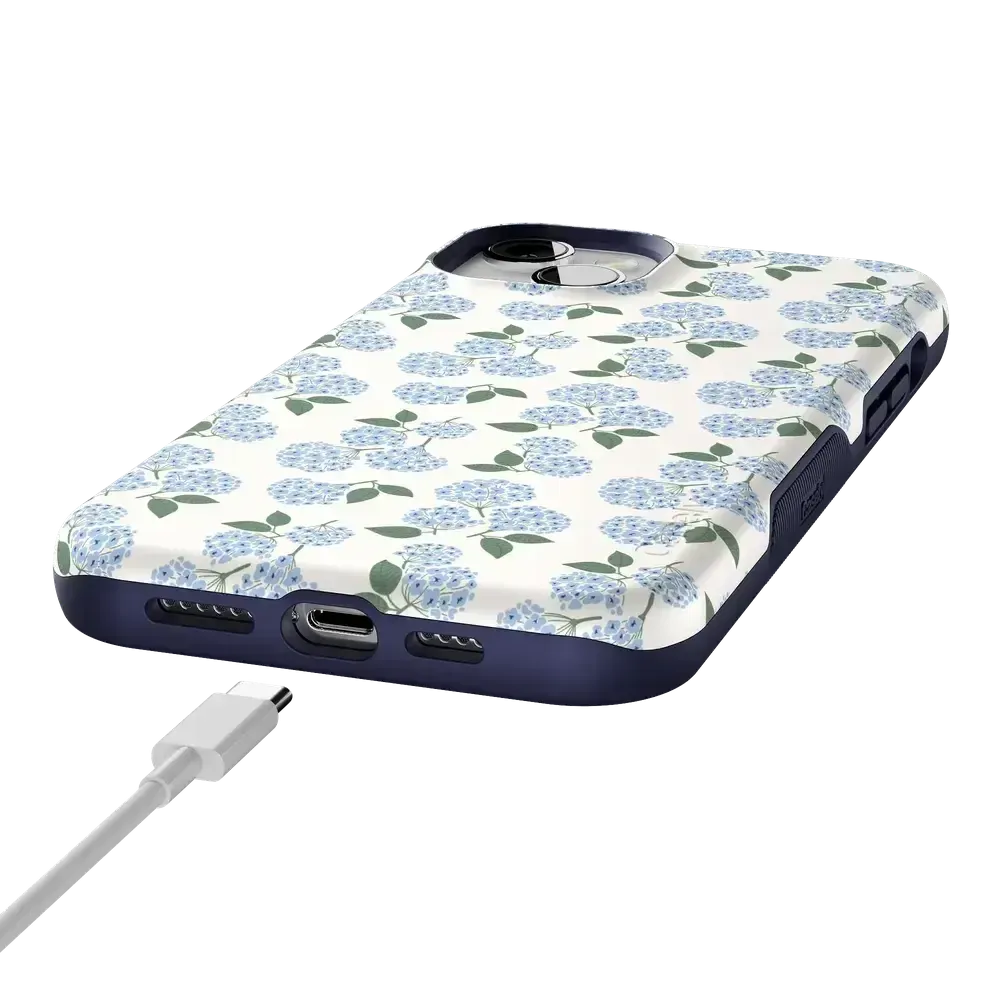 Affordable Luxury Nantucket Cottage | Blue Hydrangea Case  Ends Soon!