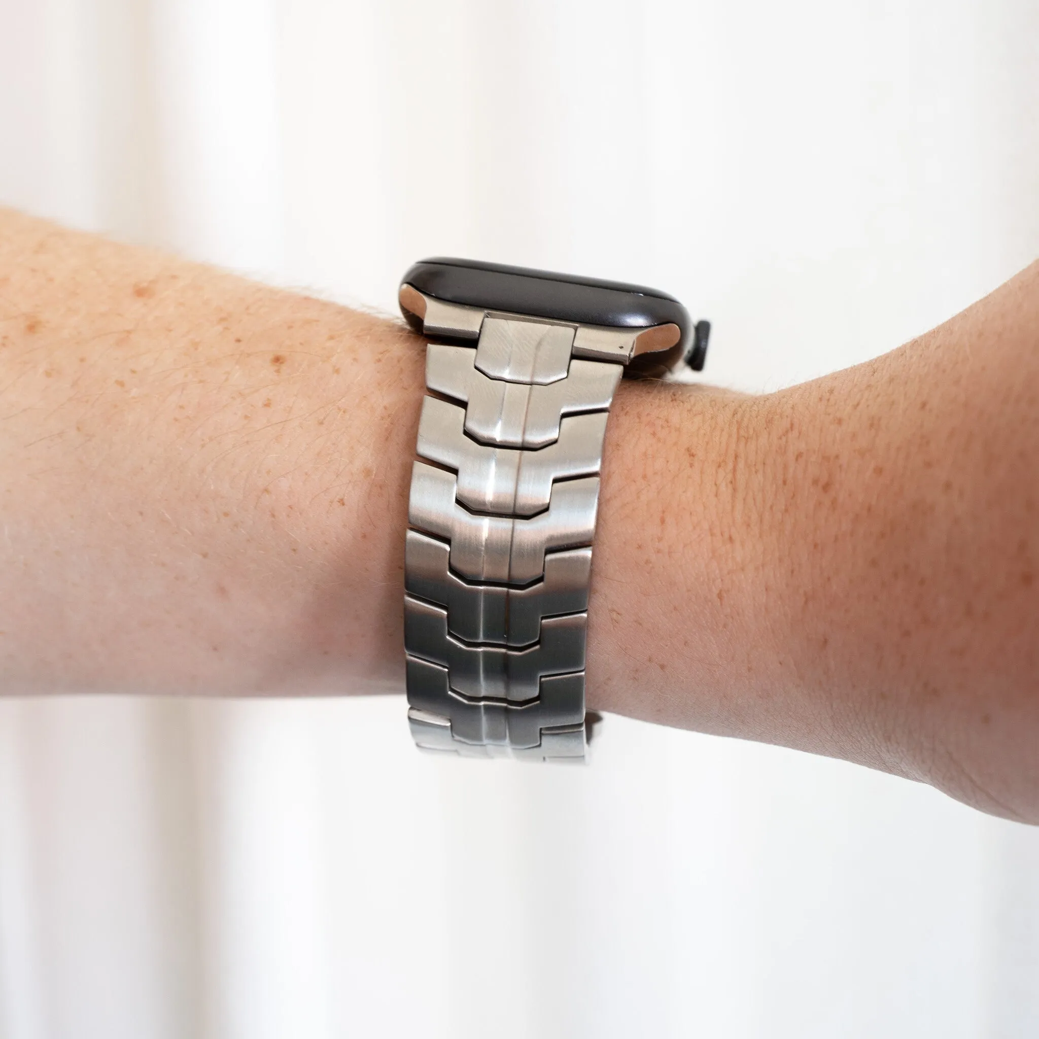 Best-Selling Apple Watch Steel Iron Strap (Silver)  Stylish & Comfortable