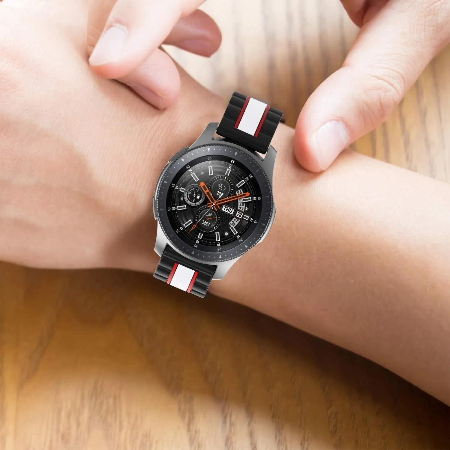 Bestseller Huawei Watch 3 (Pro) Special Edition Strap (Black/White)  Almost Gone!