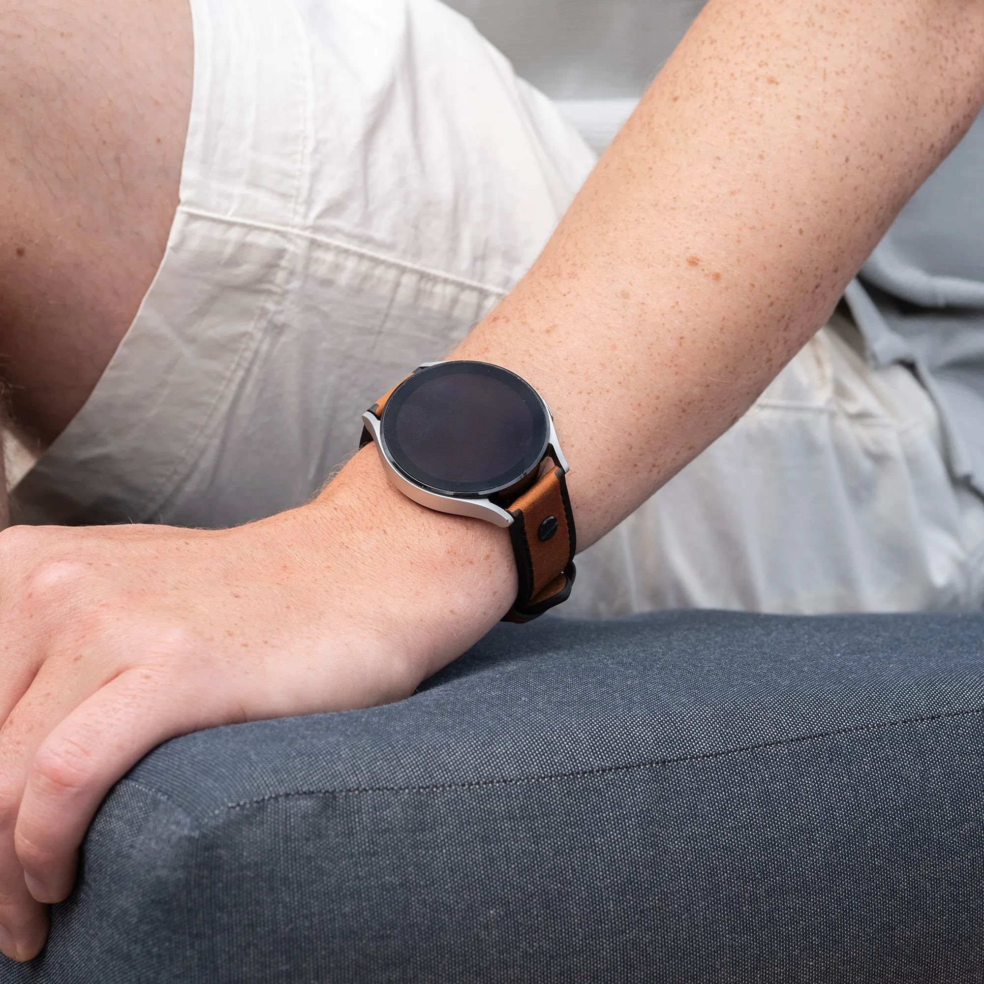 Bestseller Huawei Watch 5 - 46mm Leather Strap with Screw (Dark Brown)  Limited Availability!