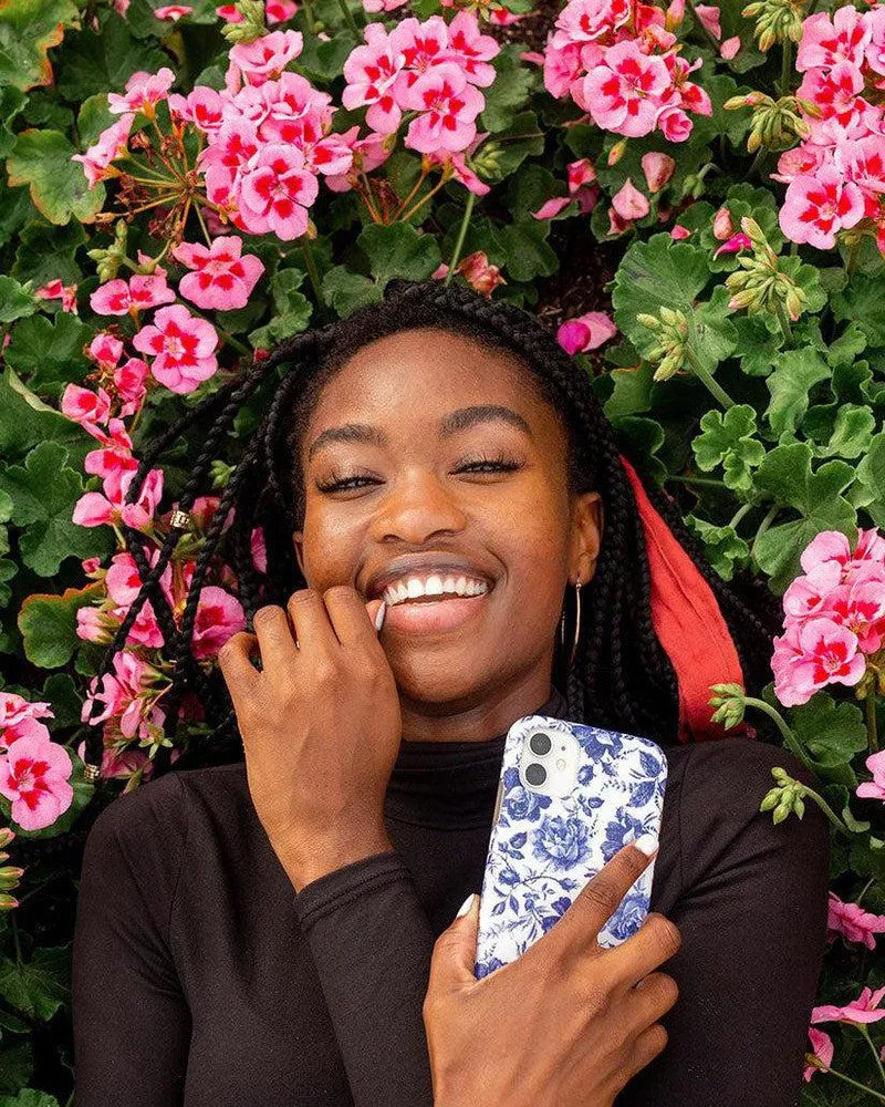Bestseller Rose to Fame | Blue & White Rose Floral Samsung Case  Almost Sold Out!