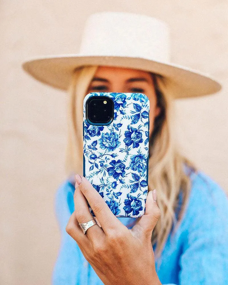 Bestseller Rose to Fame | Blue & White Rose Floral Samsung Case  Almost Sold Out!