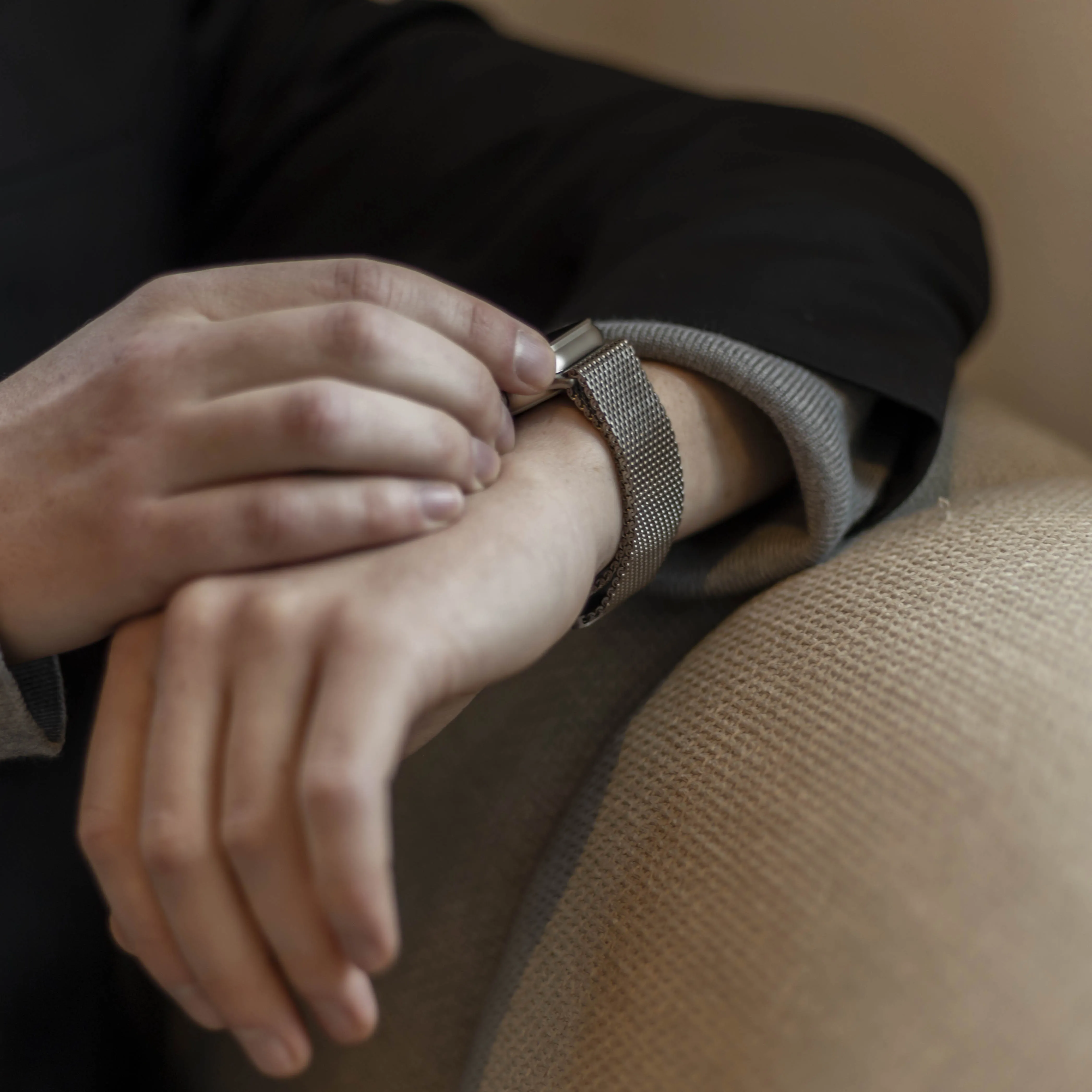 BestSelling Bandz Apple Watch Milanese Loop Strap with P-Buckle (Silver)  Stylish & Comfortable