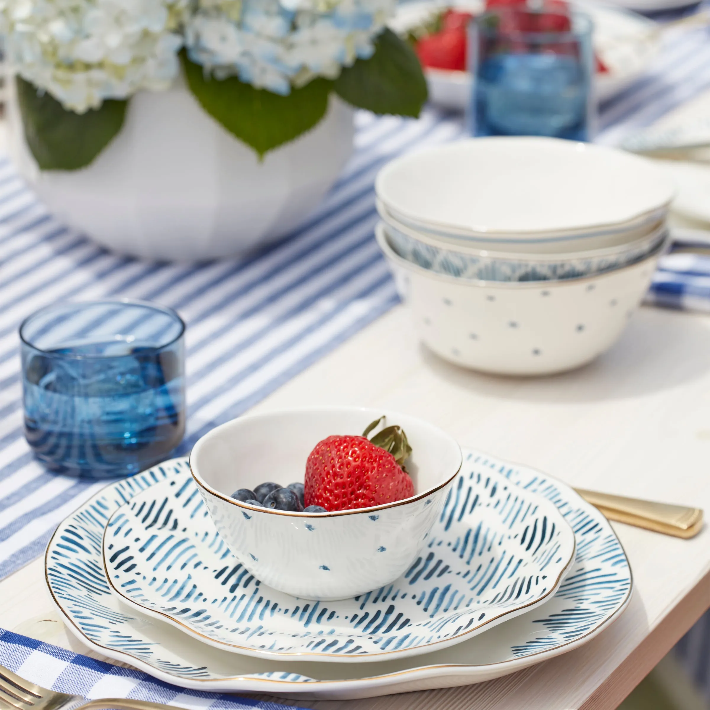 Blue Bay 12-Piece Dinnerware Set Lenox