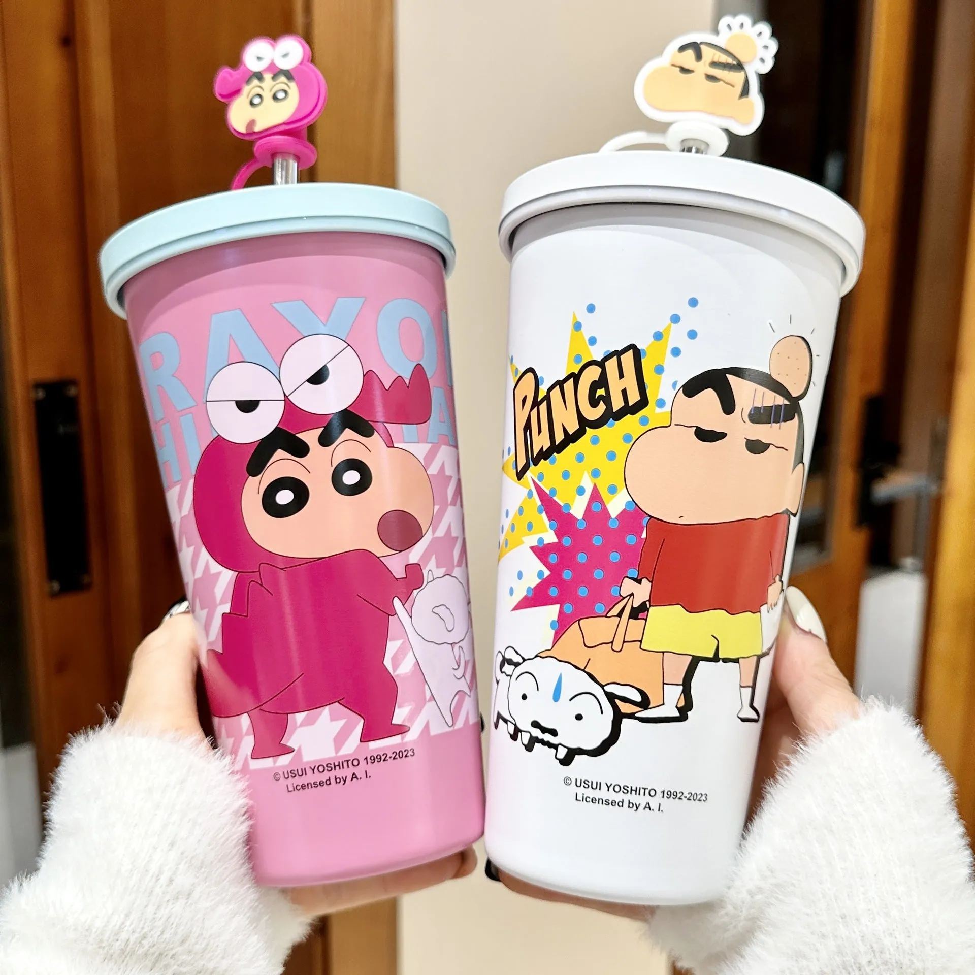 Crayon Shin-chan Large Capacity Straw Water Bottle