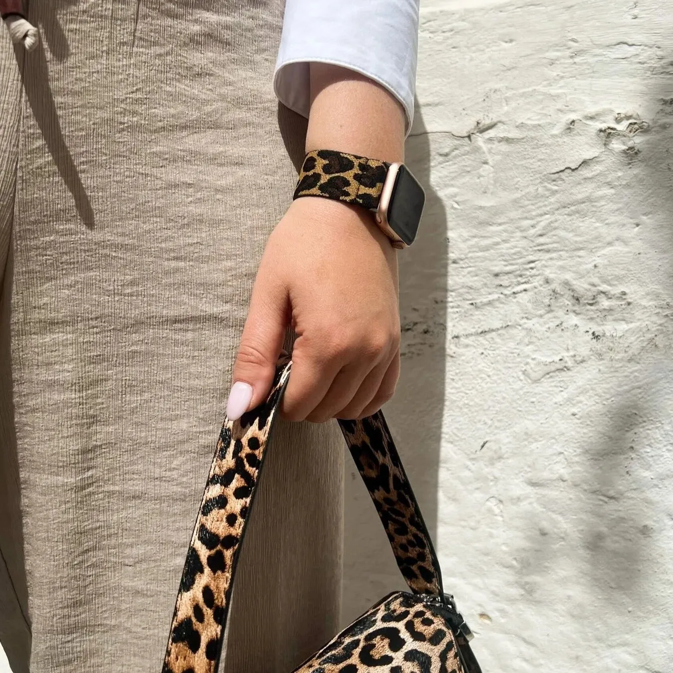 Doorbuster Apple Watch Elastic Strap (Leopard)  Going Fast!