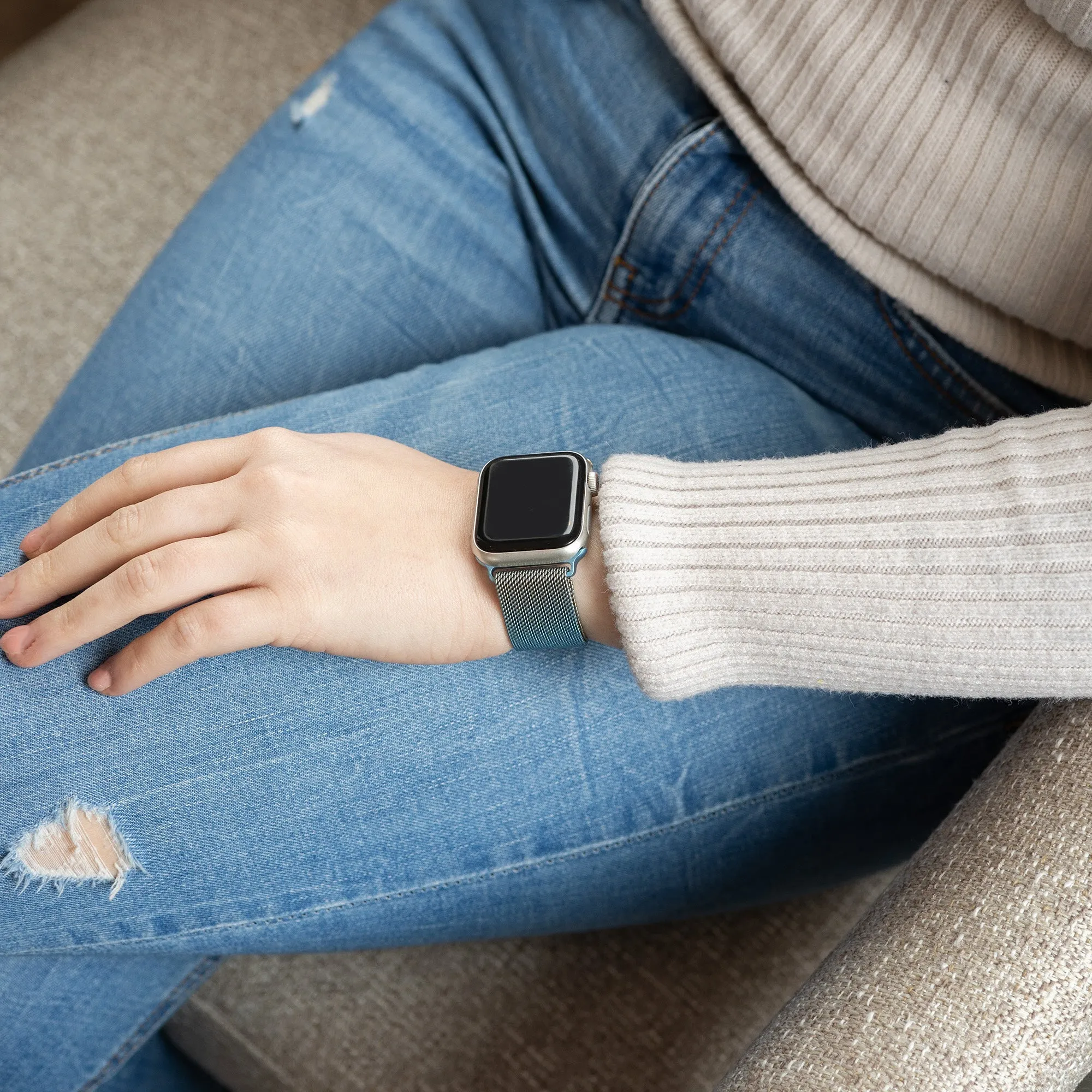 Doorbuster Apple Watch Milanese Strap (Gold/Blue)  Limited Release!