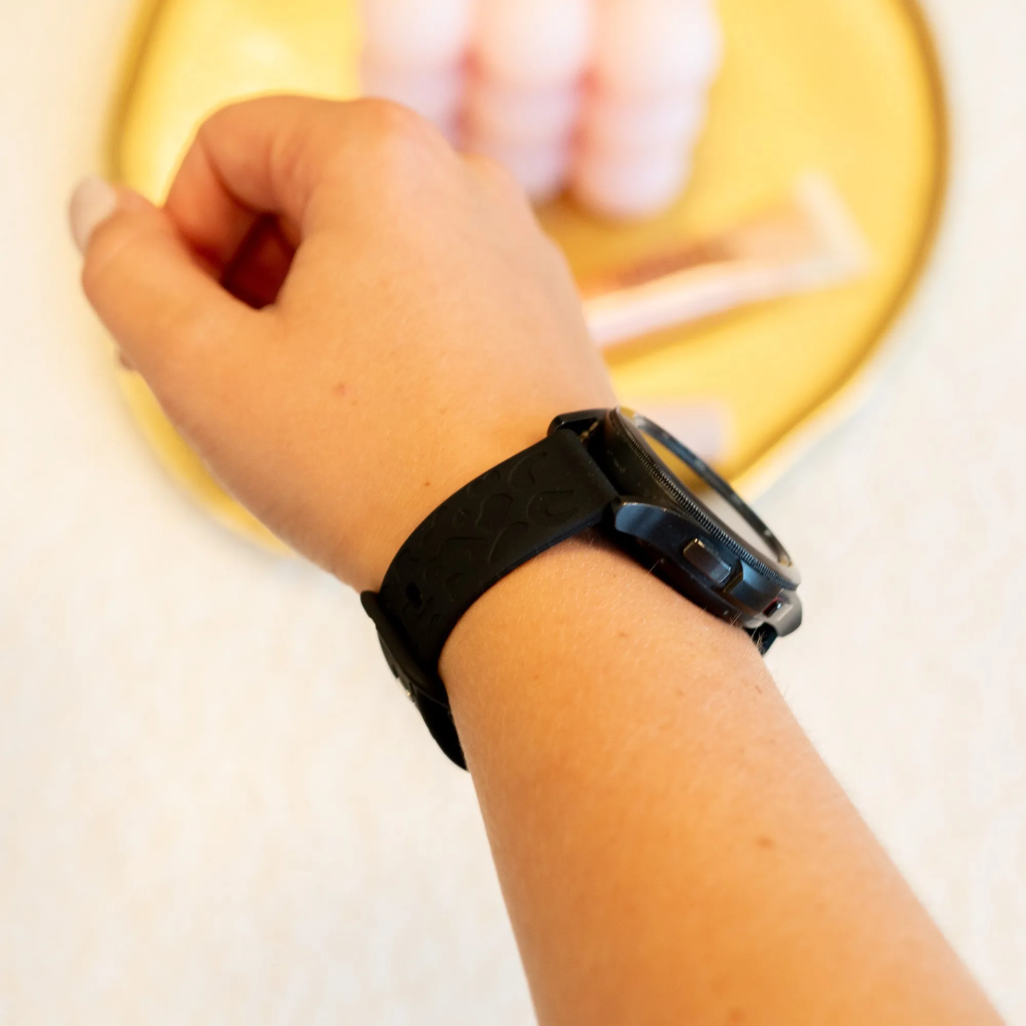 Doorbuster xoxo Wildhearts Amazfit GTS 2 Silicone Strap Leopard Print (Black)  Stylish & Comfortable