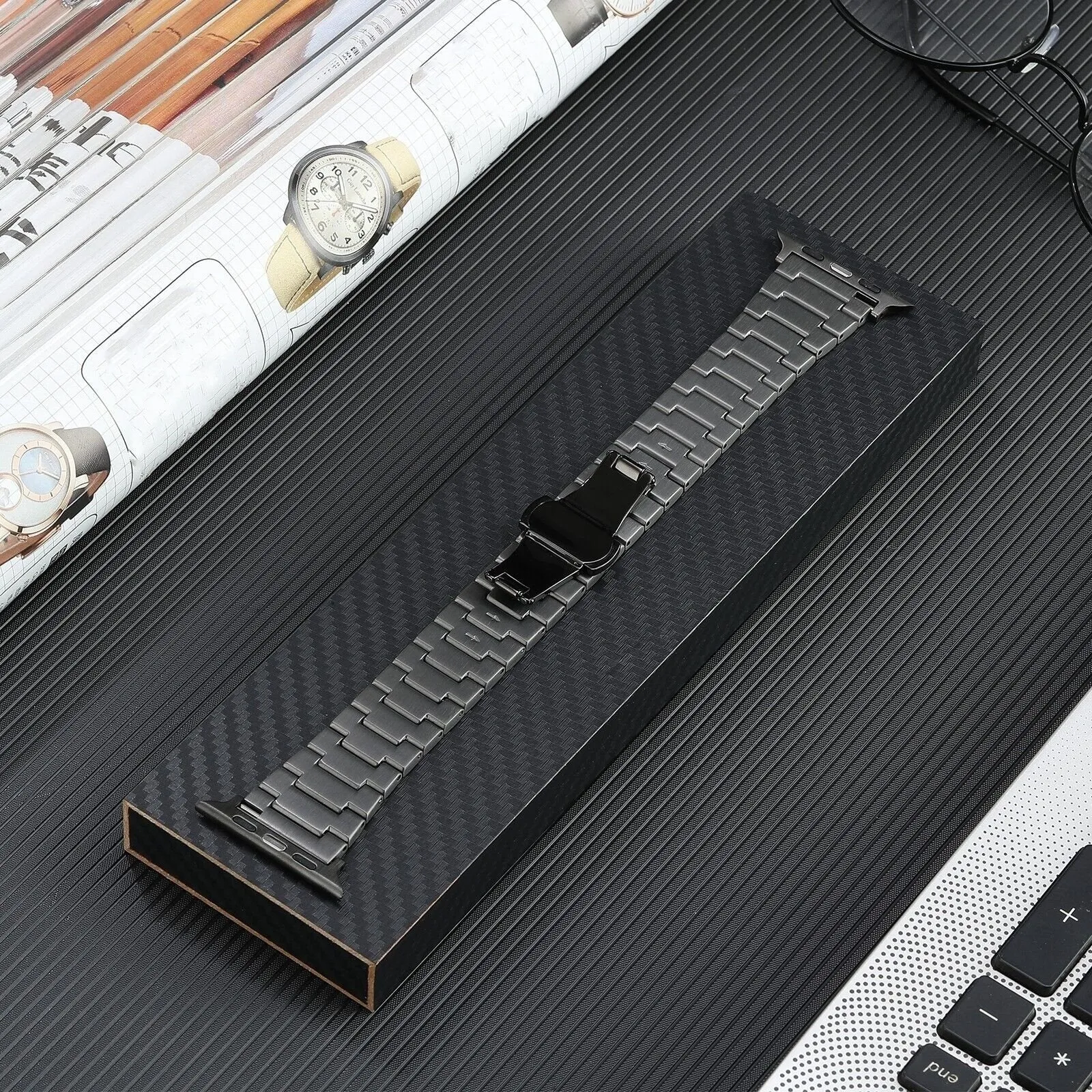 Flash Sale Apple Watch Luxury Titanium Strap (Graphite)  Last Chance!