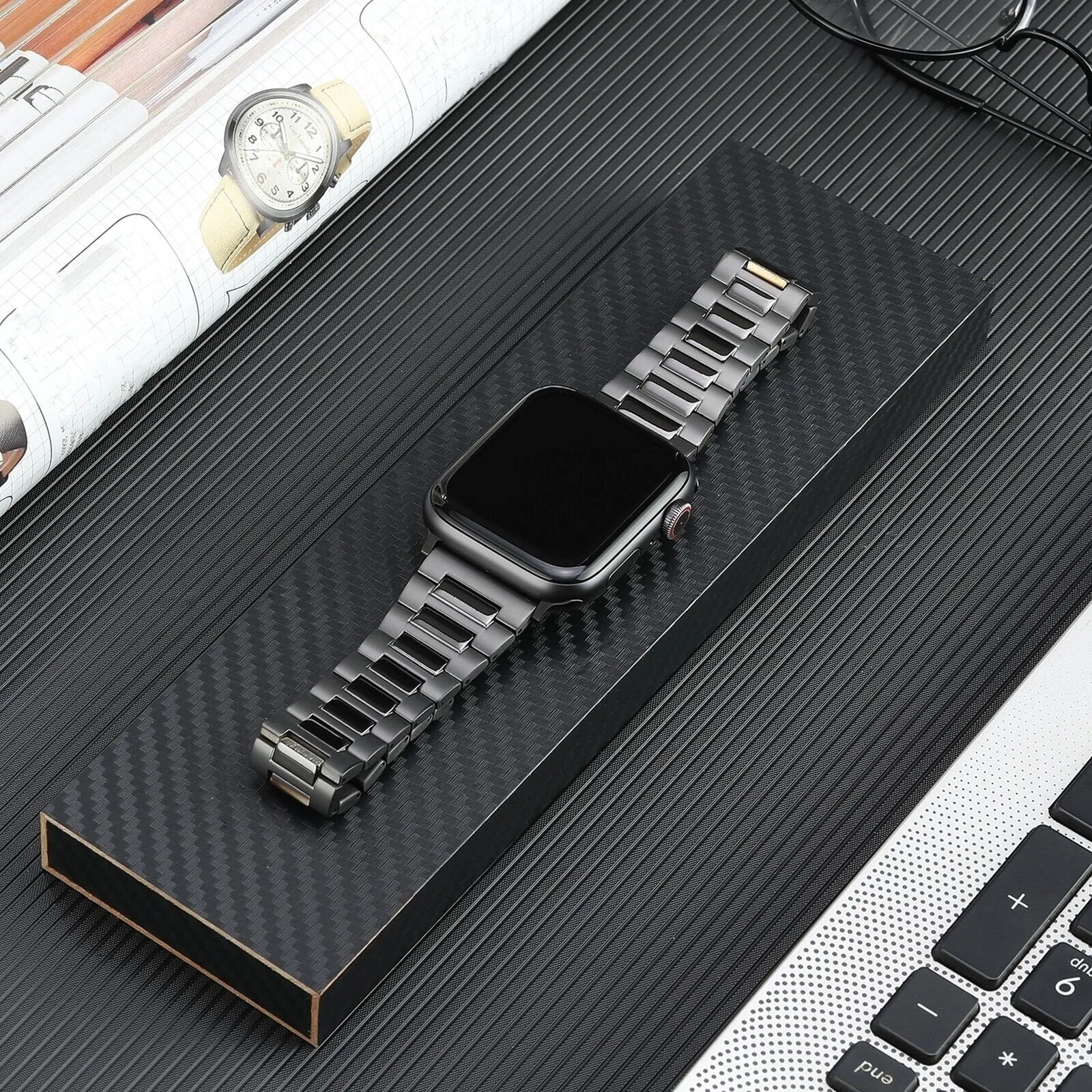 Flash Sale Apple Watch Luxury Titanium Strap (Graphite)  Last Chance!