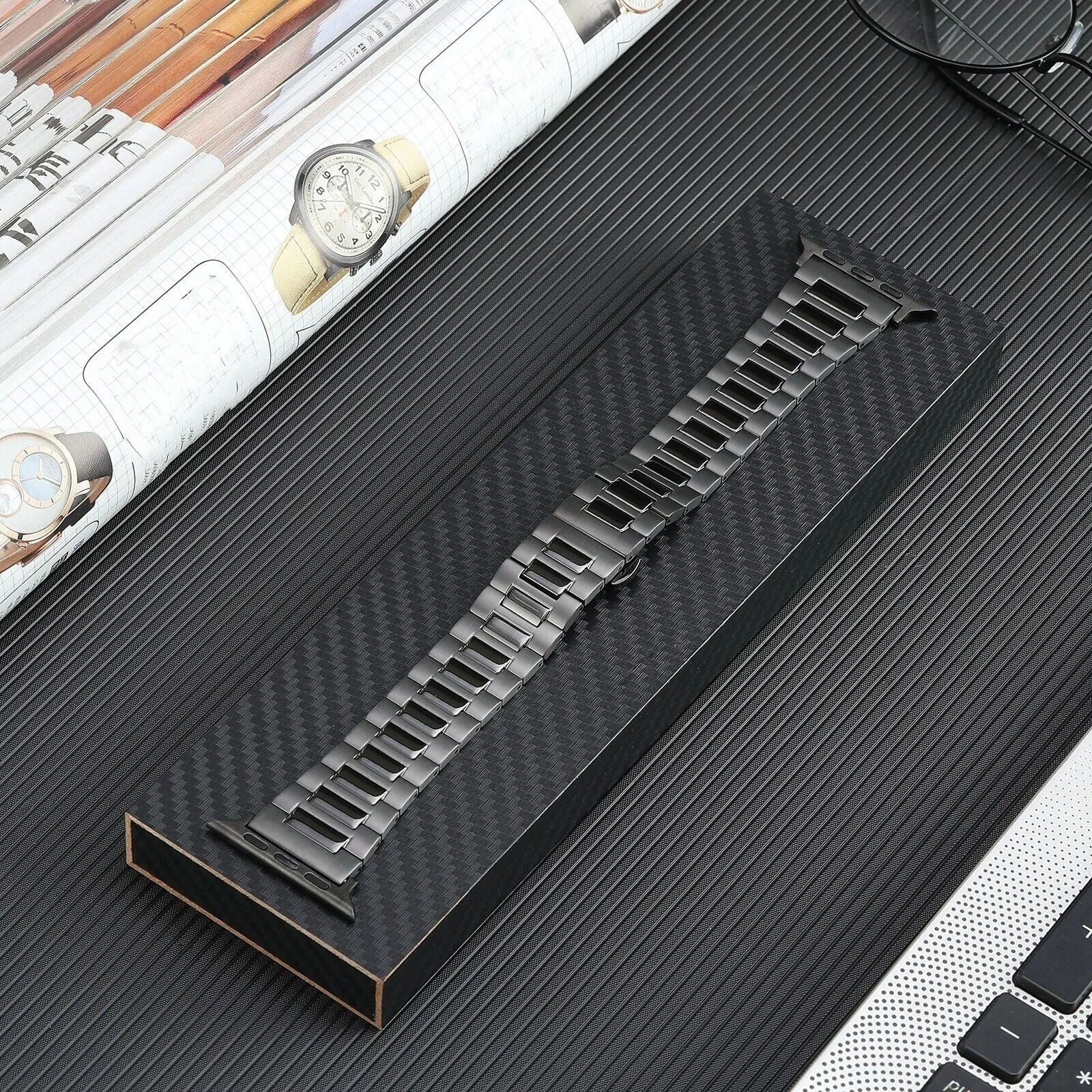 Flash Sale Apple Watch Luxury Titanium Strap (Graphite)  Last Chance!