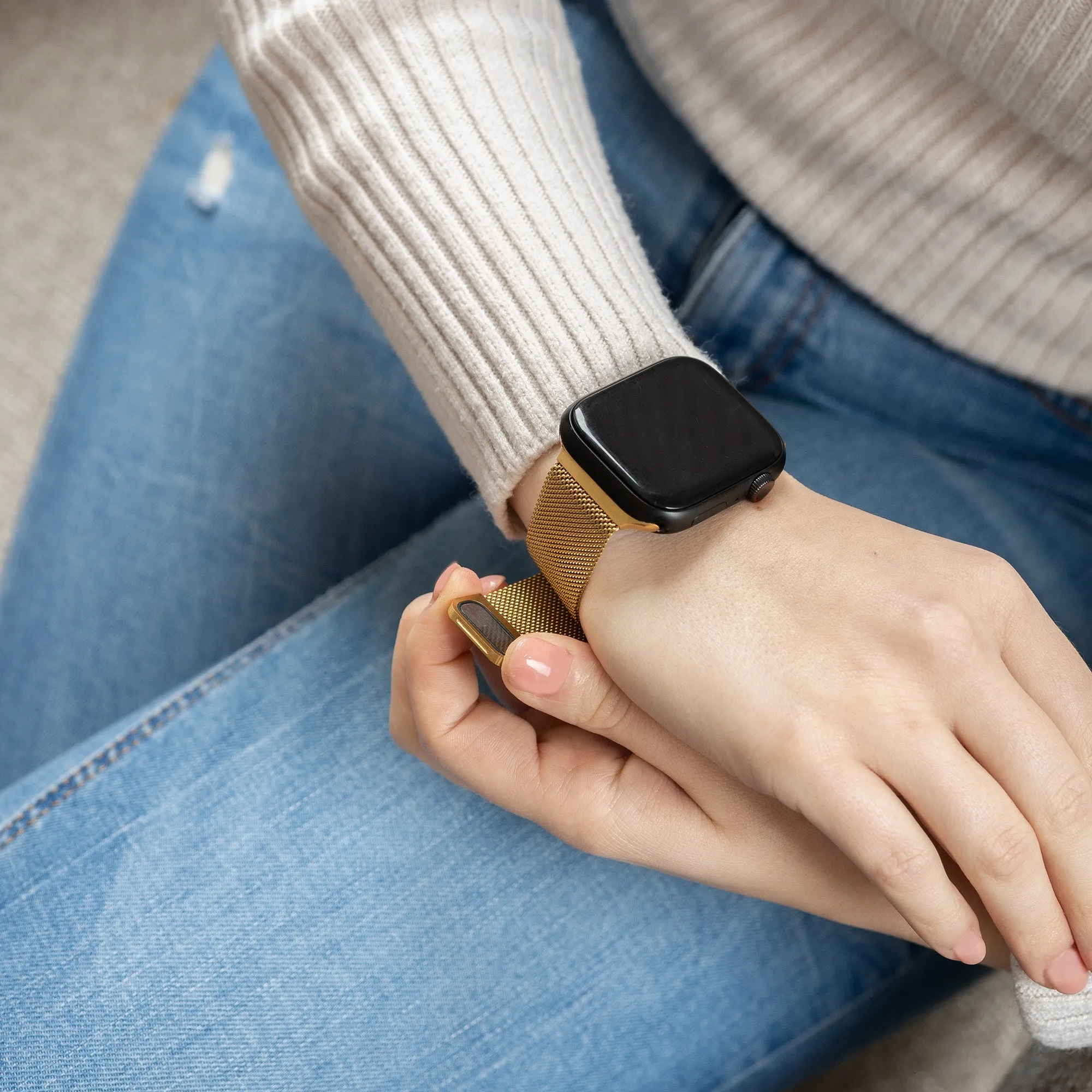 Flash Sale! Apple Watch Milanese Strap (Gold)  Dont Miss Out!