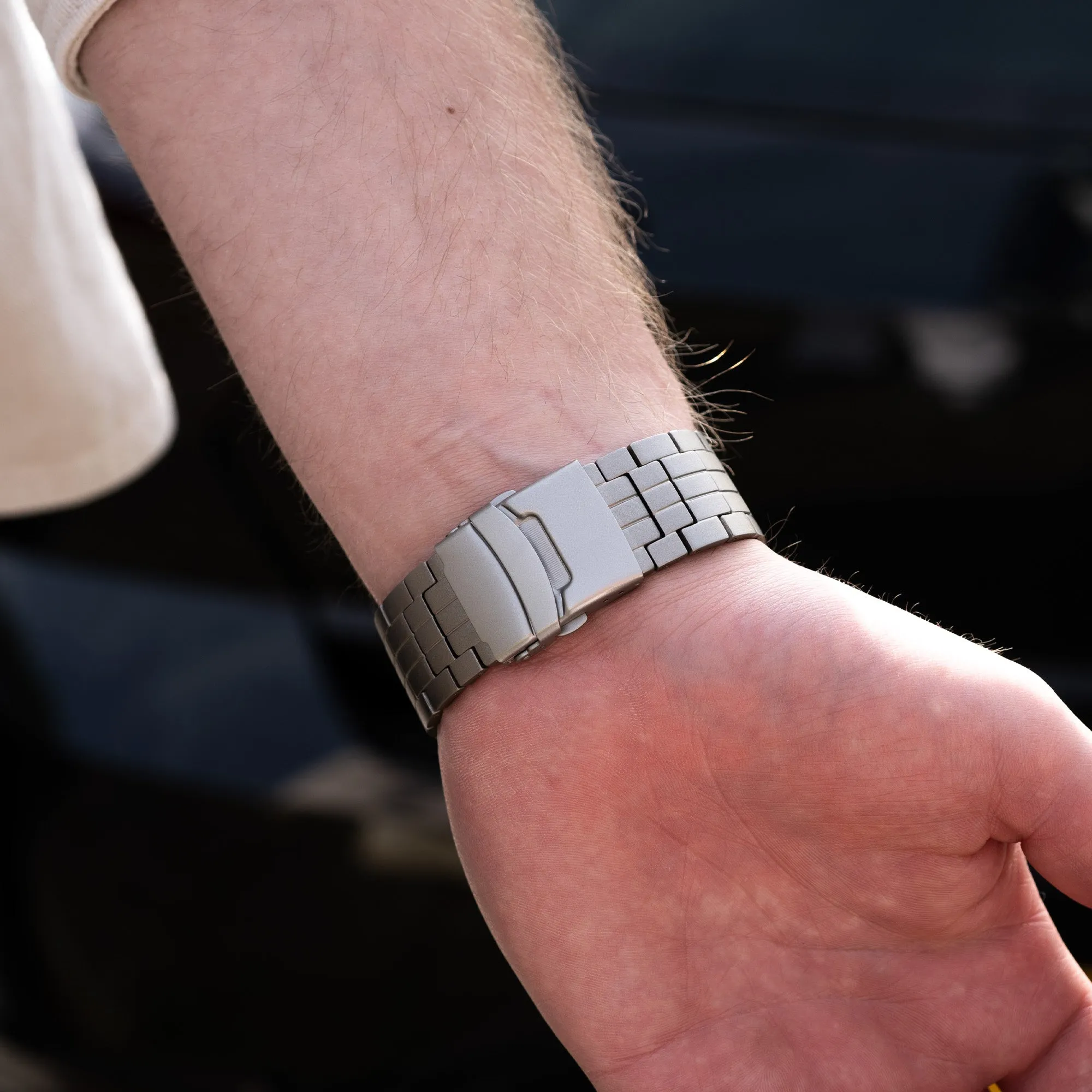 Flash Sale Apple Watch Titanium Strap Duo (Grey)  Limited Availability!