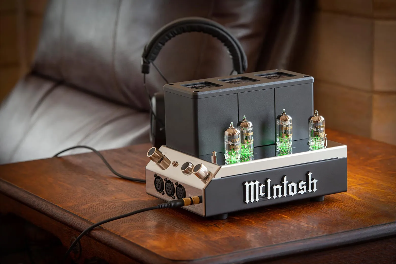 Flash Sale McIntosh MHA200 - 2-Channel Vacuum Tube Headphone Amplifier  Limited Availability!