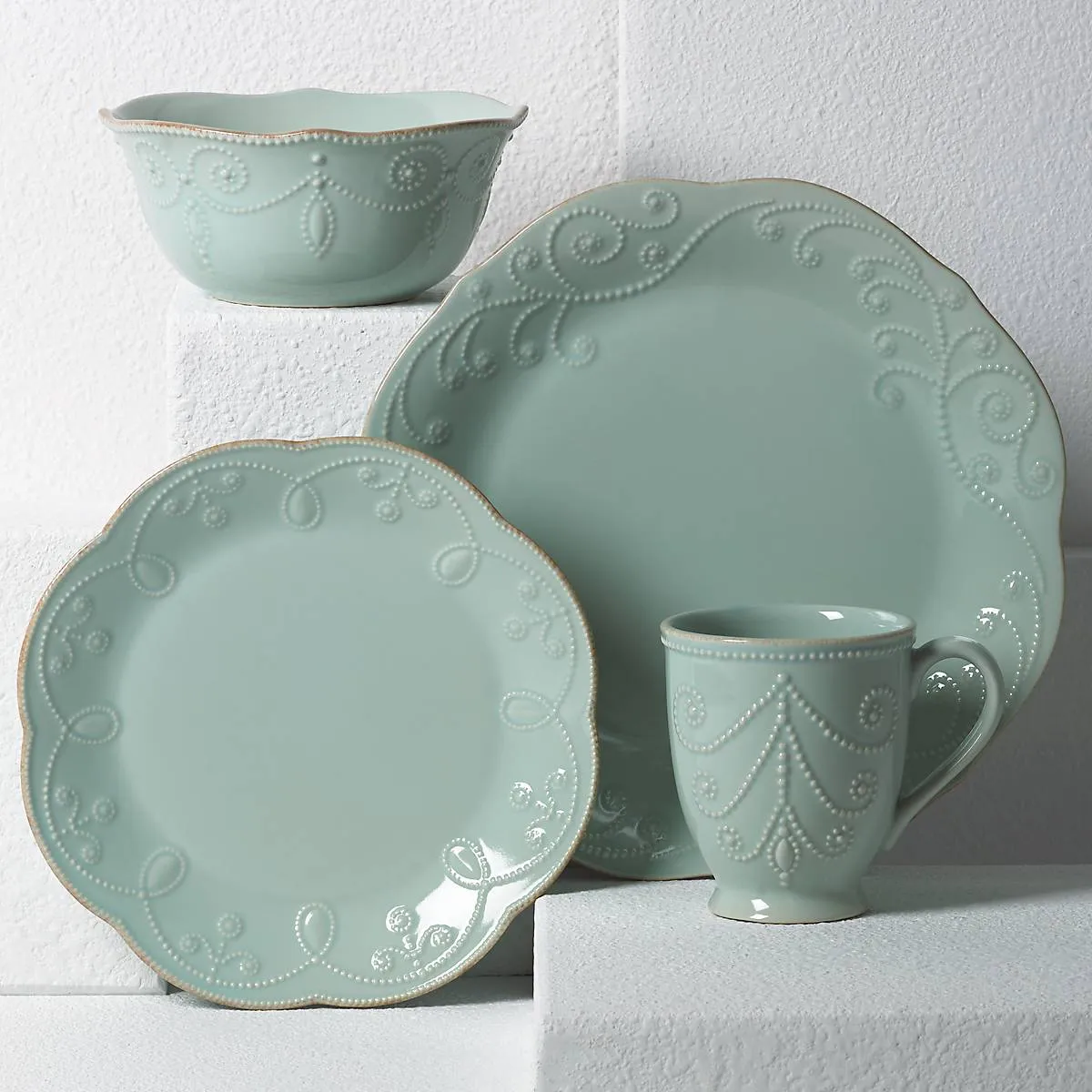 French Perle Blue 4-Piece Place Setting Lenox