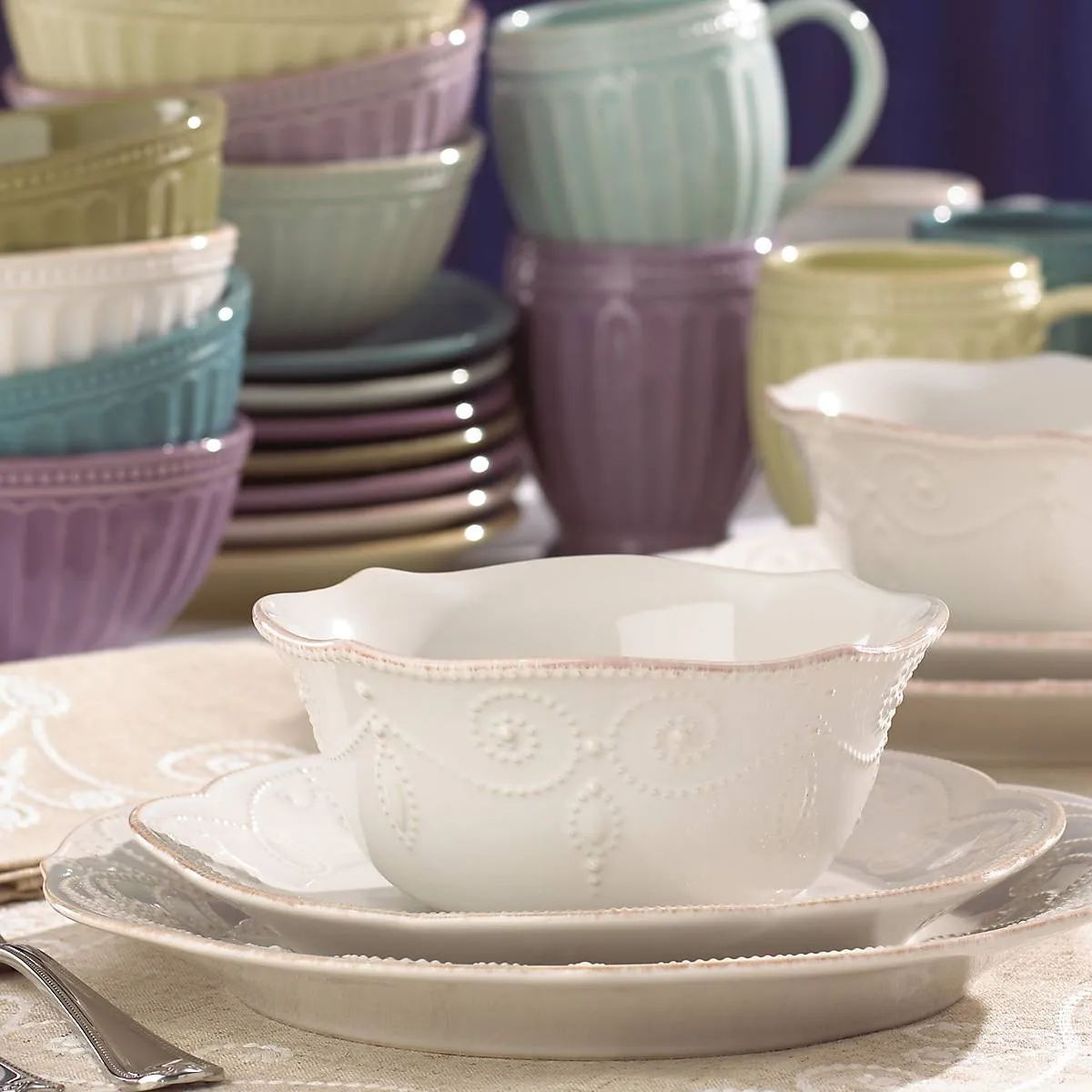 French Perle White 4-Piece Place Setting Lenox