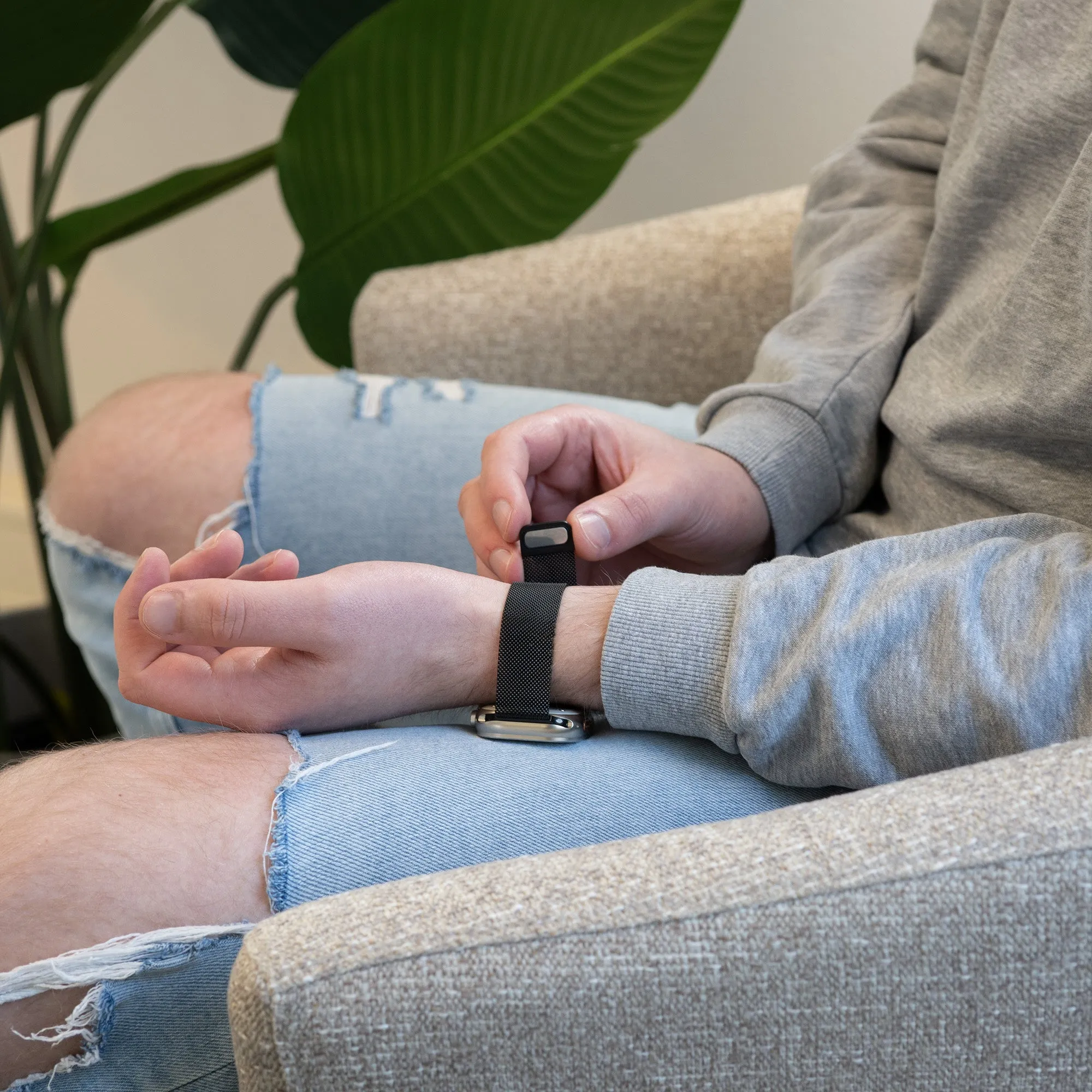 Insta-Worthy Apple Watch Milanese Strap (Black)  Last Chance!