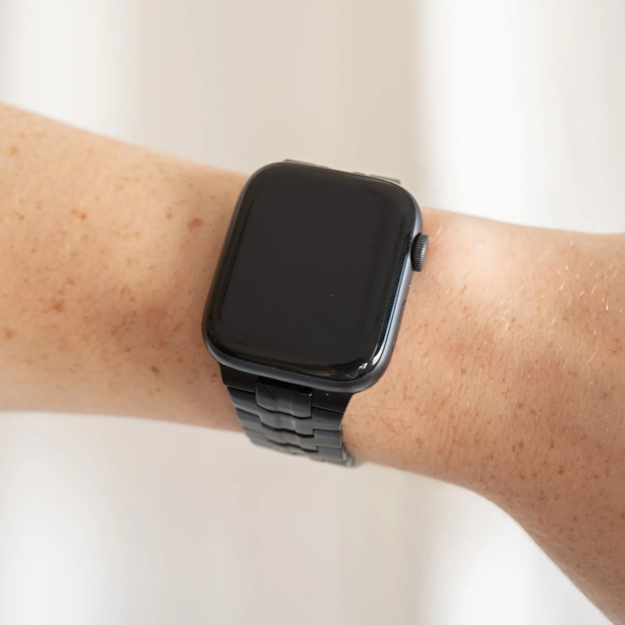 Insta-Worthy Apple Watch Steel Iron Strap (Black)  Ends Soon!