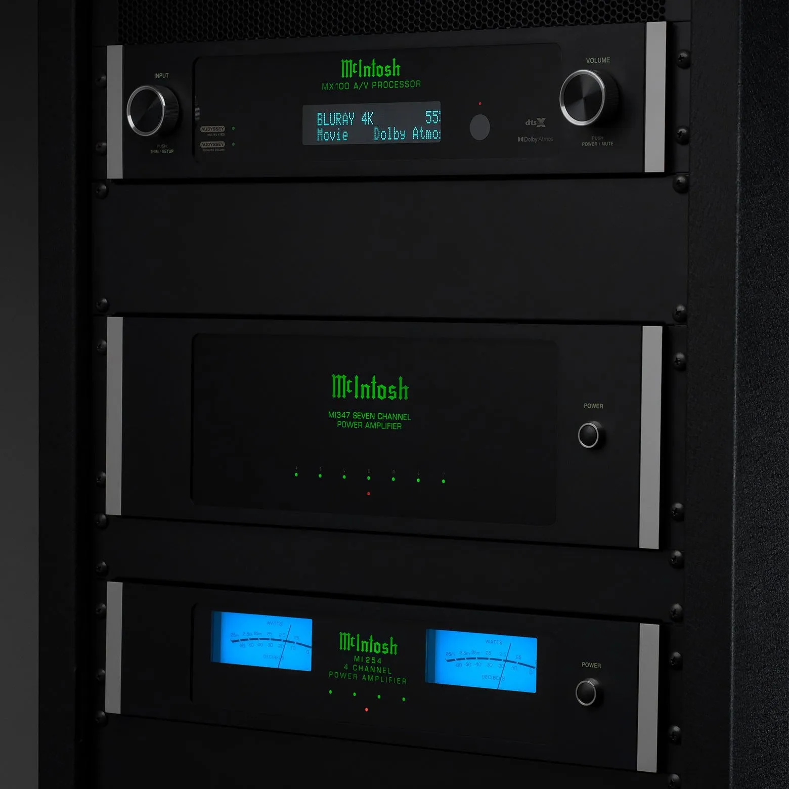 Luxury Feel McIntosh MX100 - A/V Processor  Stylish & Comfortable