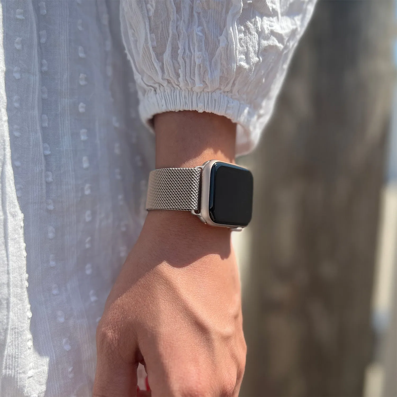 Premium Quality Apple Watch Milanese Strap (Starlight)  Ends Soon!