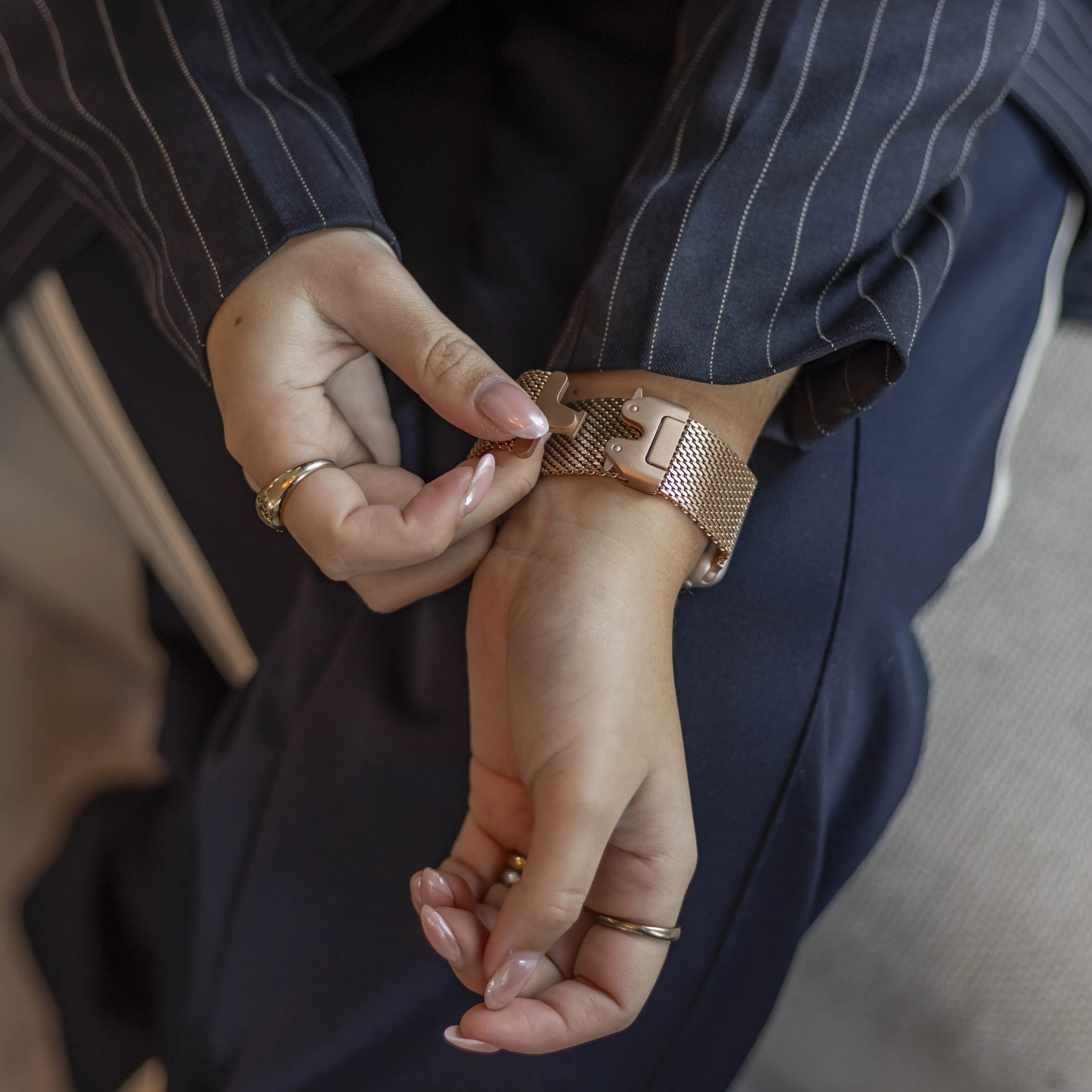 Premium Quality Bandz Apple Watch Milanese Loop Strap with P-Buckle (Rose Gold)  Stylish & Comfortable