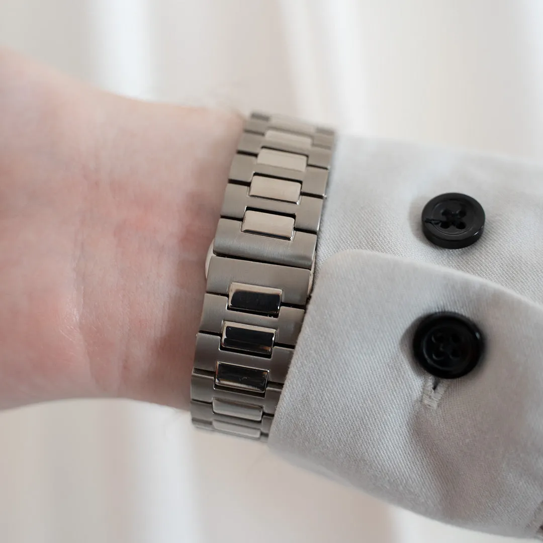 Selling Fast Apple Watch Luxury Titanium Strap (Silver)  Last Chance!