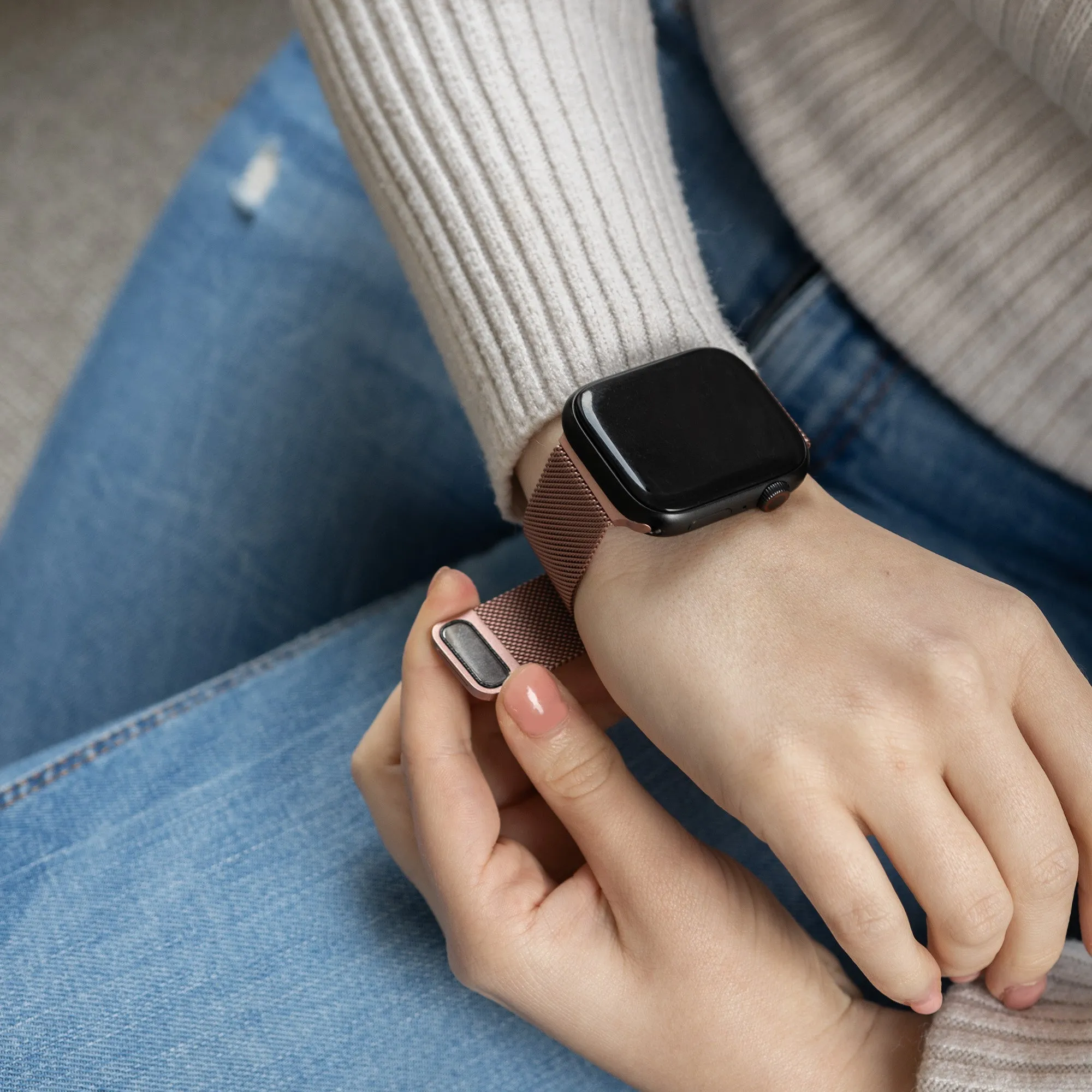 Selling Fast Apple Watch Milanese Strap (Pink)  Going Fast!