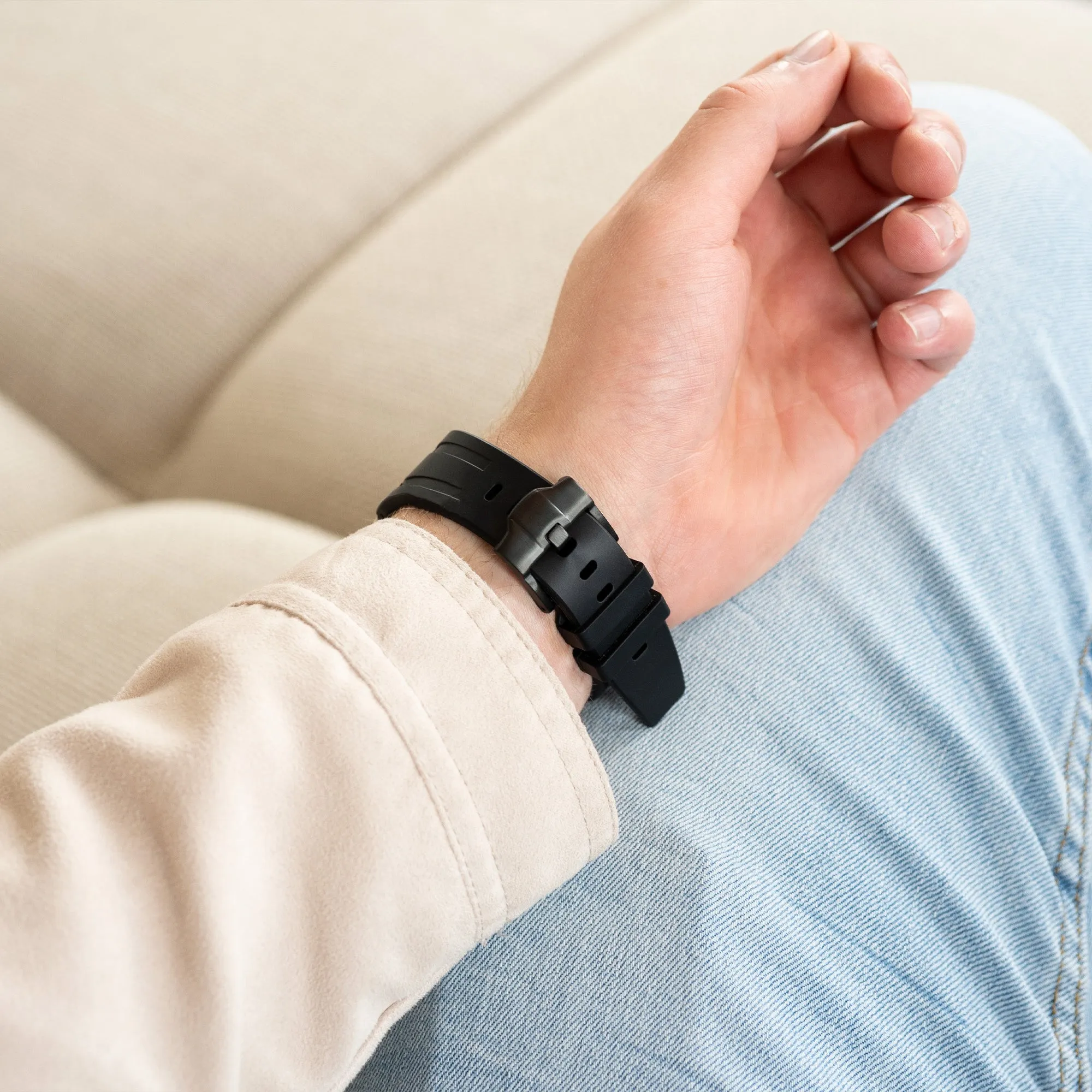 Trending Now Apple Watch Luxury Liquid Silicone Strap (Black)  Limited Stock!