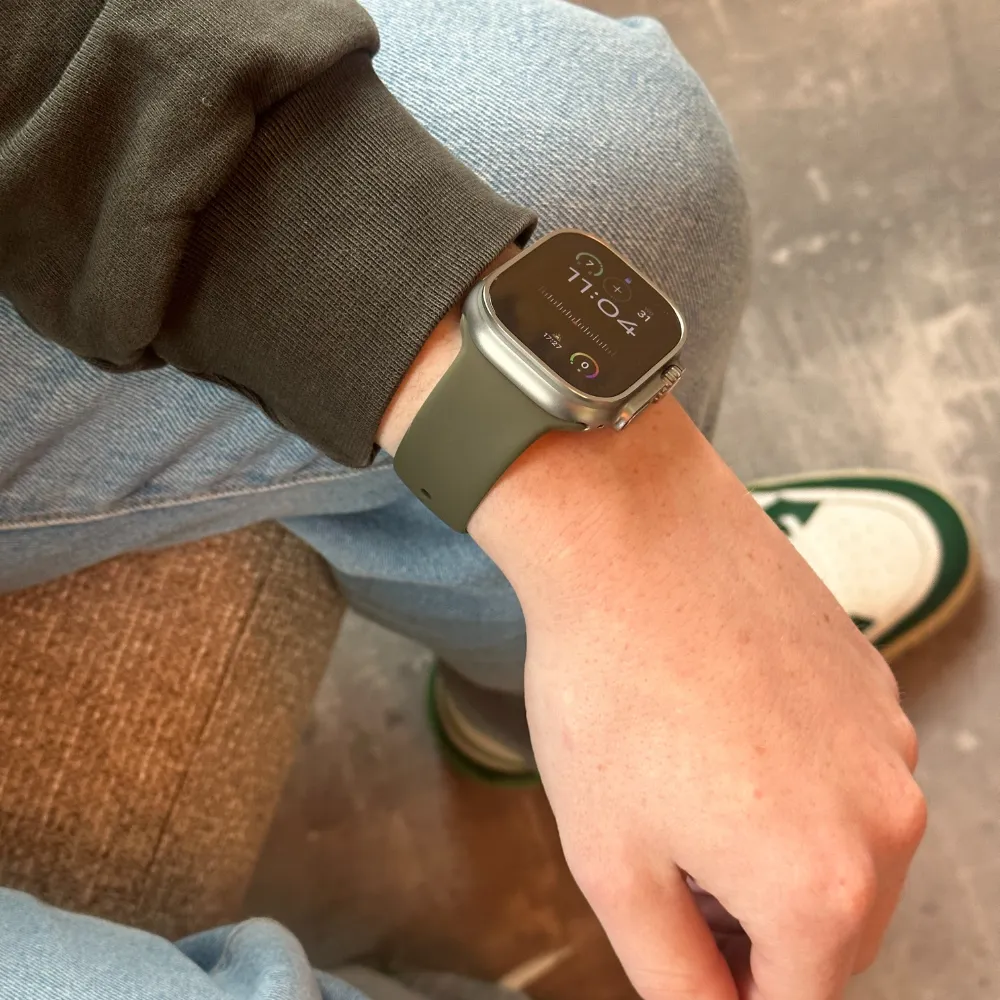 Trendy 2025 Apple Watch Silicone Strap Classic (Army Green)  Limited Release!